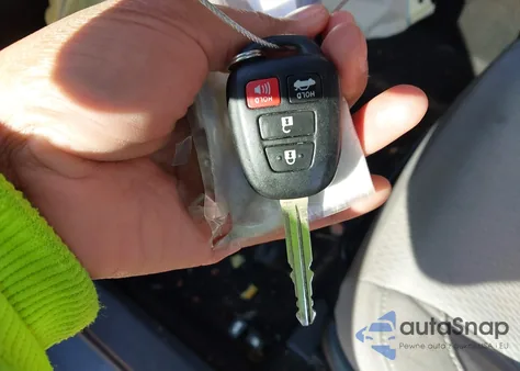 2014 Toyota Corolla Le z USA, uszkodzony, nr VIN 5YFBURHE2EP138041